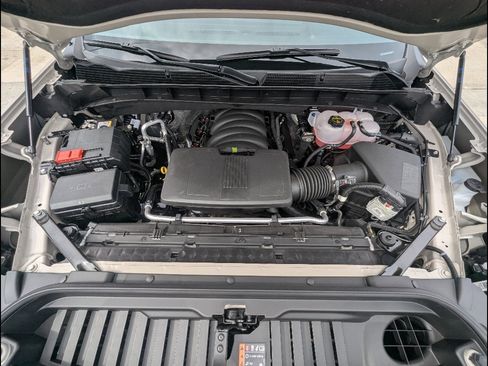 New 2026 GMC Sierra 1500 SLE image 14