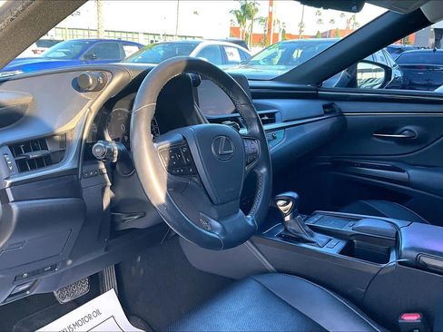 Used 2019 Lexus ES 350 w/ Accessory Package 2 image 17
