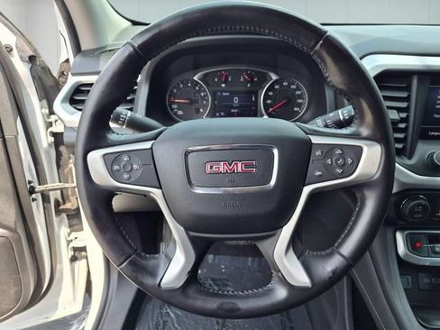 Used 2020 GMC Acadia SLE w/ Driver Convenience Package FWD image 18