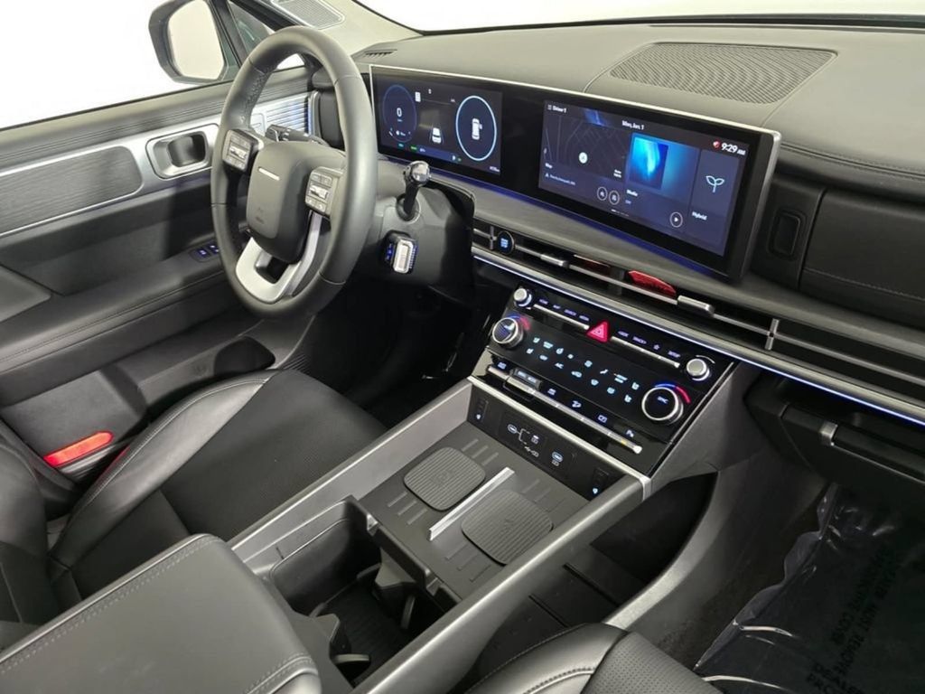 Used 2026 Hyundai Santa Fe Limited AWD/4WD image 10