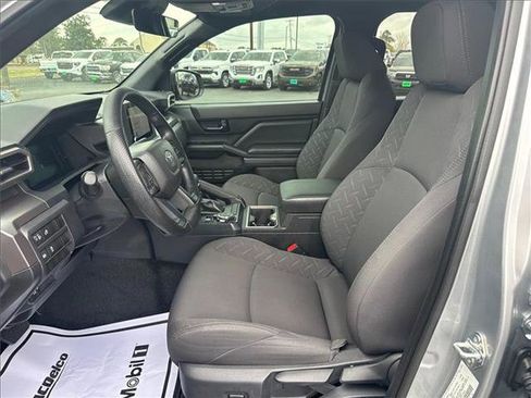 Used 2025 Toyota Tacoma SR5 image 15