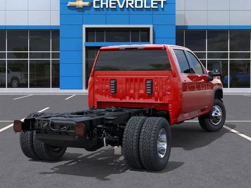 New 2026 Chevrolet Silverado 3500 LT w/ Convenience Package AWD/4WD image 4