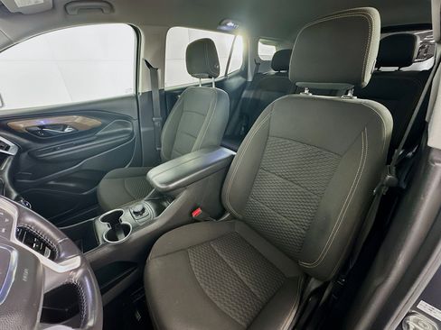 Used 2021 GMC Terrain SLE image 13