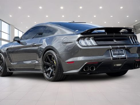 Used 2017 Ford Mustang Shelby GT350 RWD image 6
