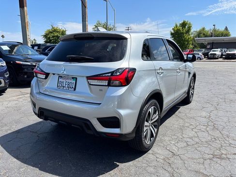 Used 2021 Mitsubishi Outlander Sport SE AWD/4WD image 3