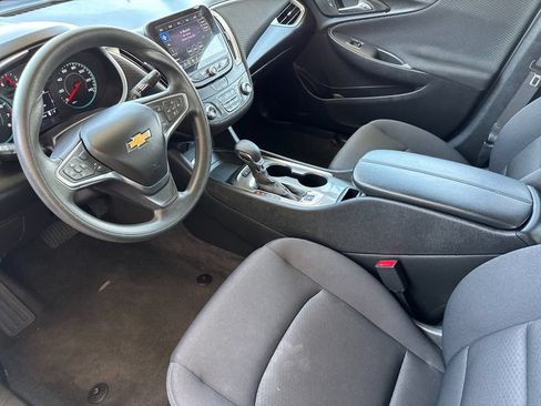 Used 2024 Chevrolet Malibu LT FWD image 9