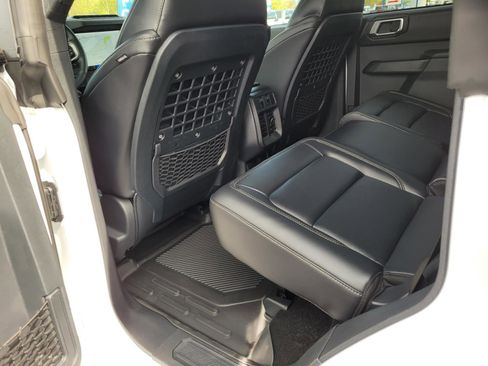 New 2026 Ford Bronco Badlands image 11