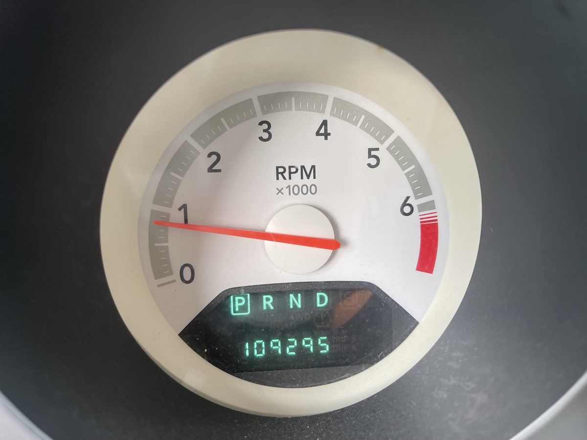 Used 2008 Dodge Avenger SXT w/ Premium Convenience Group FWD image 15
