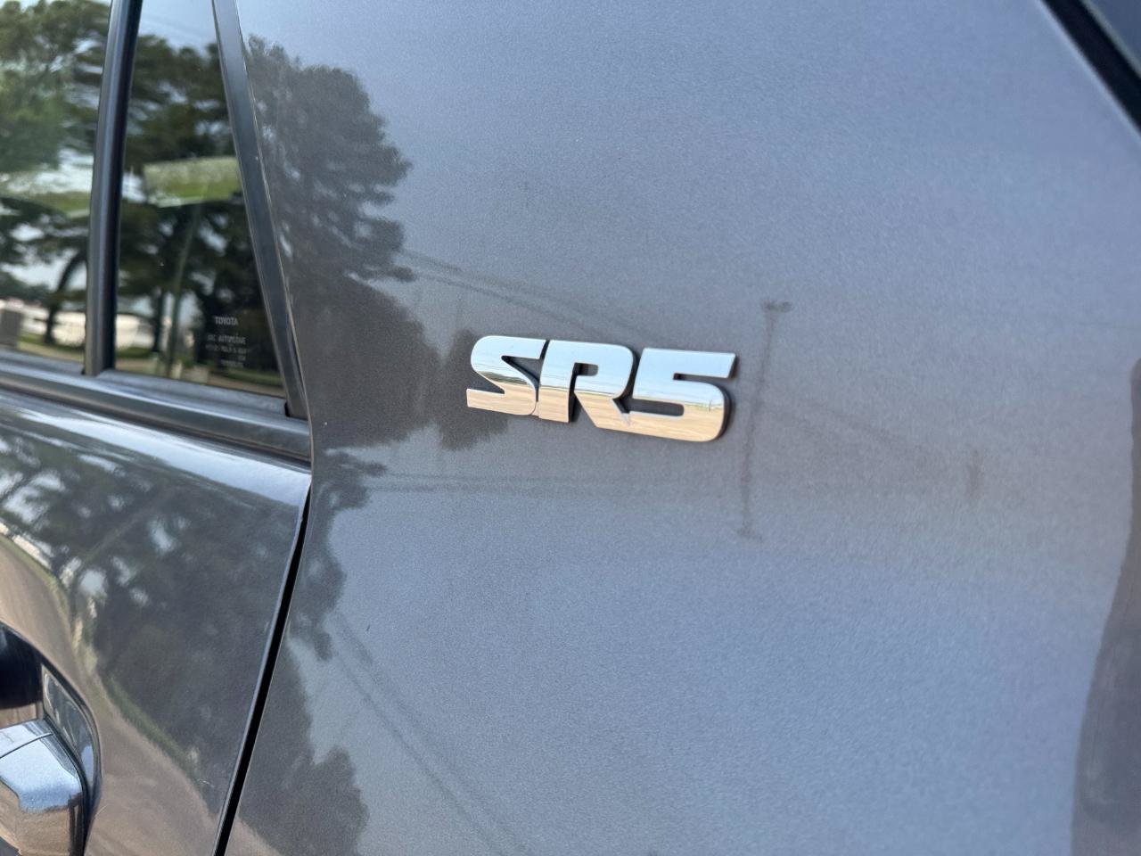 Used 2017 Toyota 4Runner SR5 Premium RWD image 15
