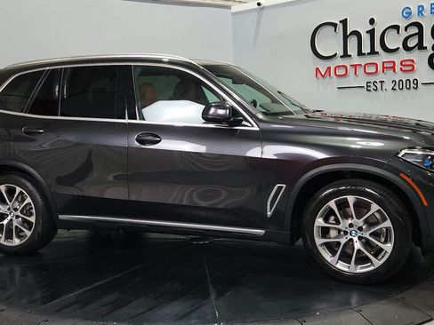 Used 2022 BMW X5 xDrive40i w/ Executive Package AWD/4WD image 1