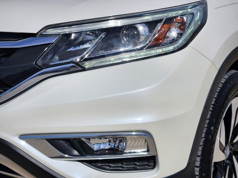 Used 2016 Honda CR-V Touring image 9