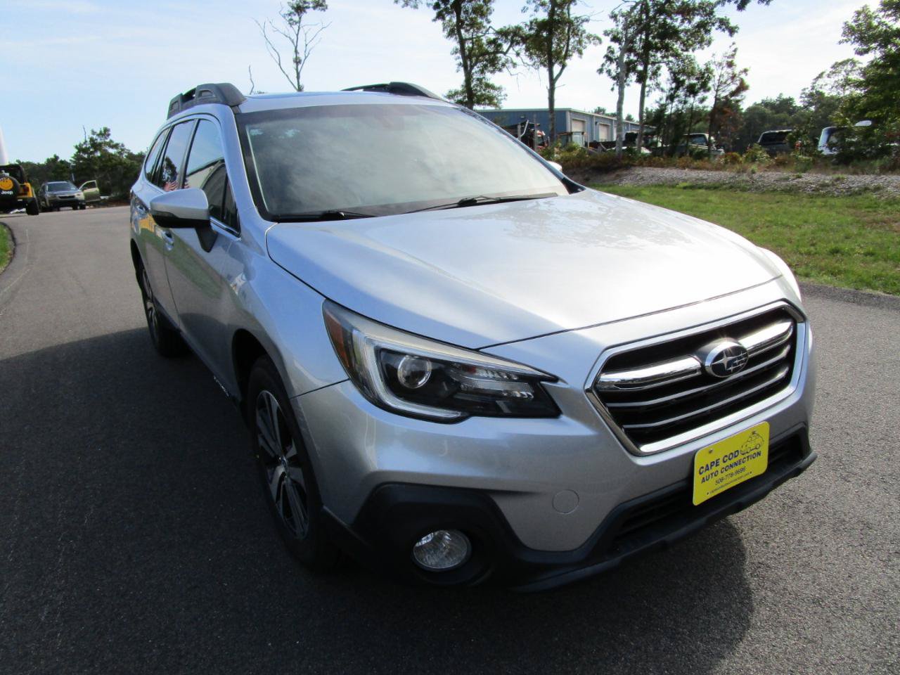 Used 2019 Subaru Outback 2.5i Limited AWD/4WD image 4