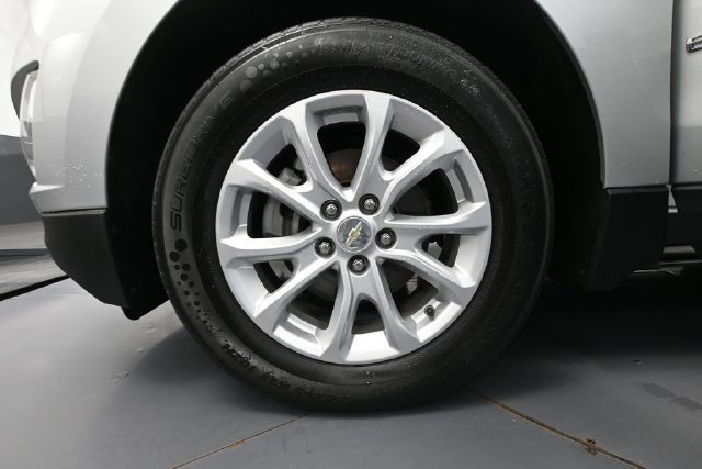 Used 2020 Chevrolet Equinox LS w/ LS Convenience Package AWD/4WD image 12