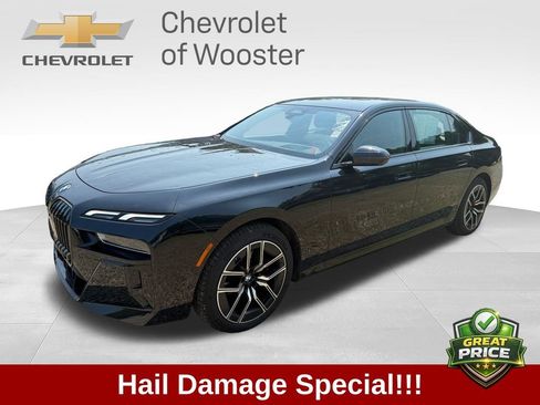 Used 2025 BMW 740i xDrive AWD/4WD image 1