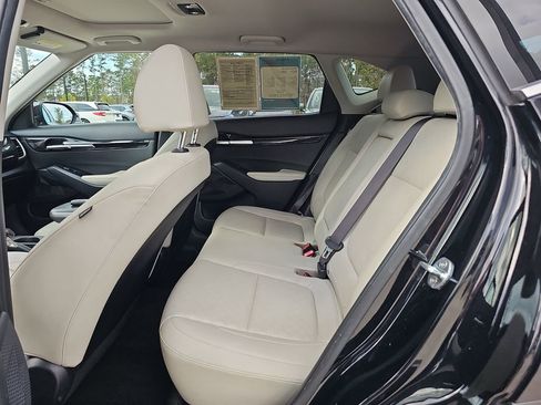 Used 2022 Kia Seltos EX image 18