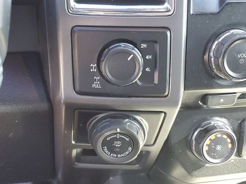 Used 2016 Ford F150 XLT w/ Equipment Group 302A Luxury image 19