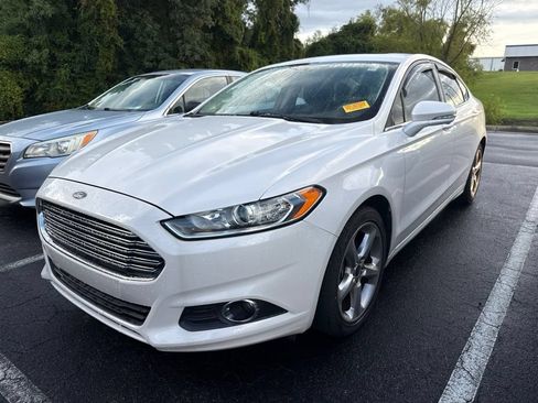 Used 2014 Ford Fusion SE w/ Equipment Group 201A FWD image 1