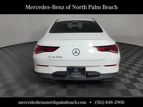 Used 2020 Mercedes-Benz CLA 250 image 5