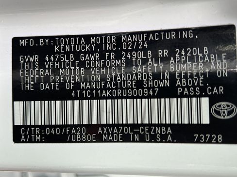 Used 2024 Toyota Camry LE image 28