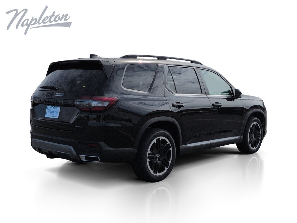 New 2026 Honda Pilot Touring image 6