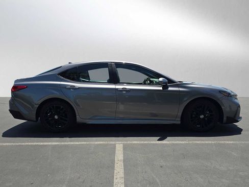 Certified 2025 Toyota Camry SE FWD image 2