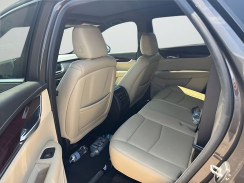 Used 2019 Cadillac XT5 Luxury FWD image 6