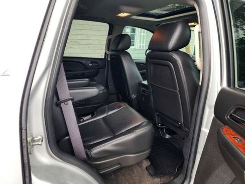 Used 2013 Chevrolet Tahoe LTZ AWD/4WD image 17