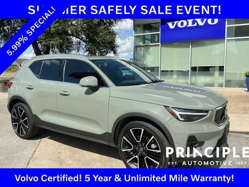Certified 2024 Volvo XC40 B5 Plus w/ Climate Package AWD/4WD image 1