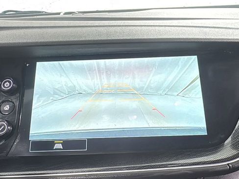 Used 2022 Buick Envision Essence w/ Safety Package image 27