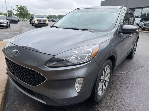 Used 2021 Ford Escape Titanium AWD/4WD image 2