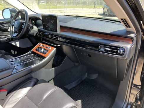 Used 2023 Lincoln Aviator Reserve w/ Equipment Group 201A image 45