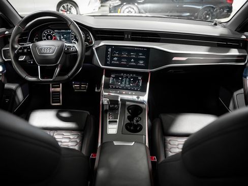Used 2021 Audi RS 6 w/ Carbon Optic Package AWD/4WD image 18