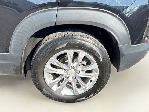 Used 2021 Chevrolet TrailBlazer LS FWD image 24