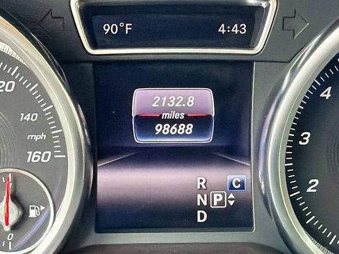 Used 2017 Mercedes-Benz GLE 350 w/ Premium 1 Package image 40