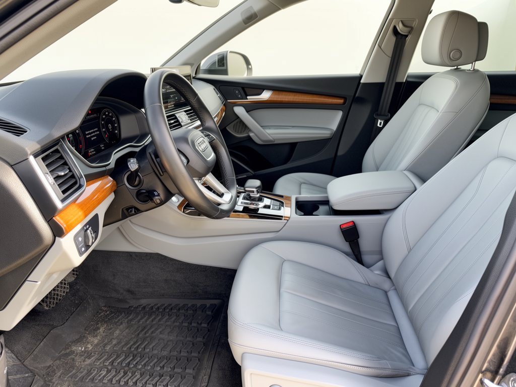 Used 2023 Audi Q5 2.0T Premium Plus AWD/4WD image 5