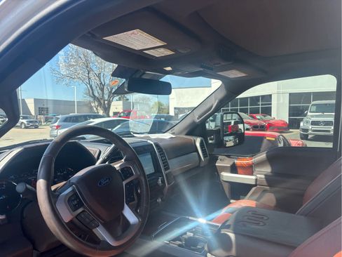 Used 2019 Ford F450 King Ranch w/ King Ranch Ultimate Package image 5