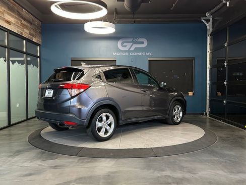 Used 2016 Honda HR-V EX image 3