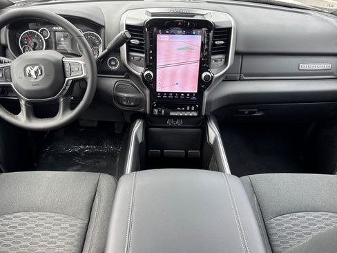 New 2027 RAM 3500 Big Horn AWD/4WD image 12