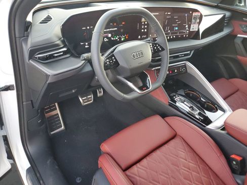 New 2025 Audi SQ5 Premium Plus image 16