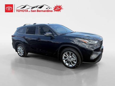 New 2026 Toyota Highlander Limited AWD/4WD image 7