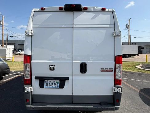 Used 2018 RAM ProMaster 2500 w/ Interior Convenience Group FWD image 4