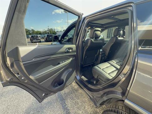 Used 2021 Jeep Grand Cherokee Limited w/ Quick Order Package 28K 80th AWD/4WD image 22