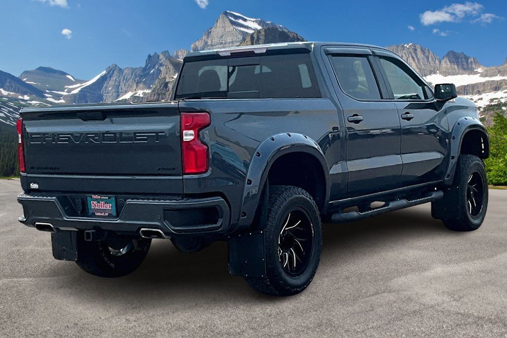 Used 2021 Chevrolet Silverado 1500 RST w/ True North Edition Plus AWD/4WD image 2