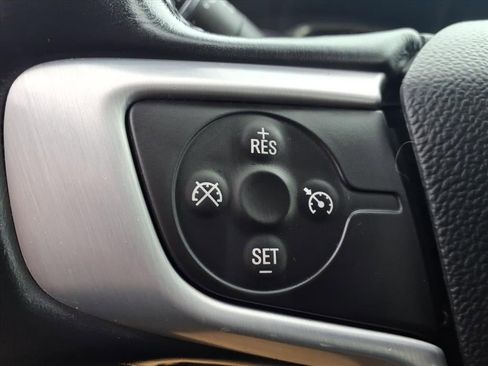 Used 2019 GMC Acadia SLT image 16