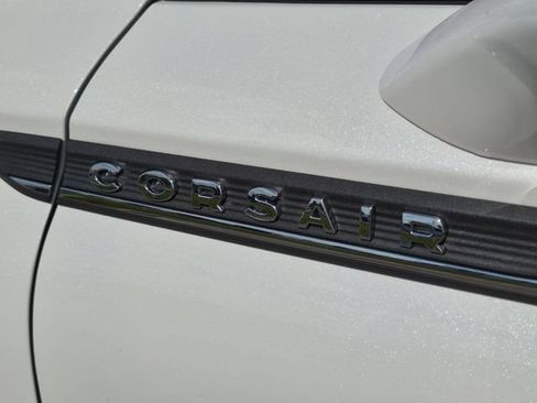 Certified 2026 Lincoln Corsair Premiere AWD/4WD image 10