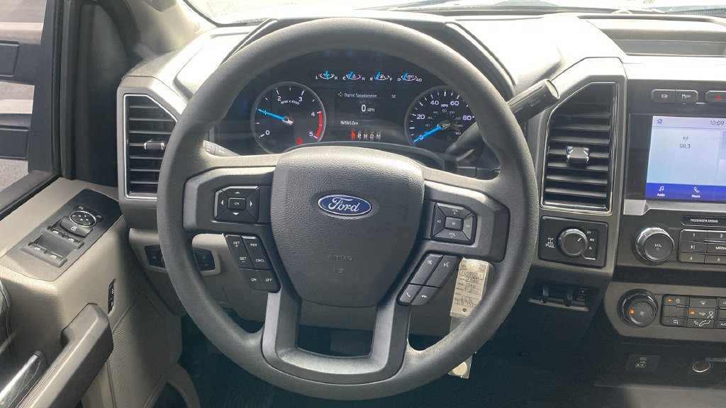 Used 2020 Ford F250 XLT w/ FX4 Off-Road Package AWD/4WD image 24