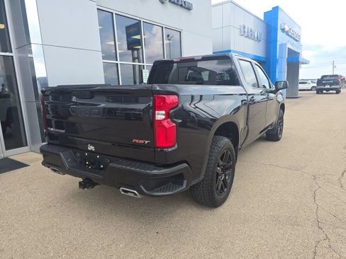 Used 2024 Chevrolet Silverado 1500 RST w/ Convenience Package II AWD/4WD image 9