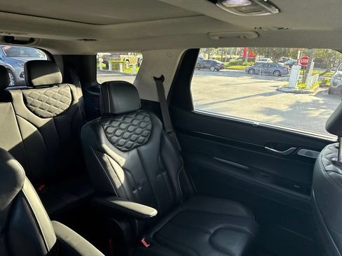 Used 2021 Hyundai Palisade Limited FWD image 8