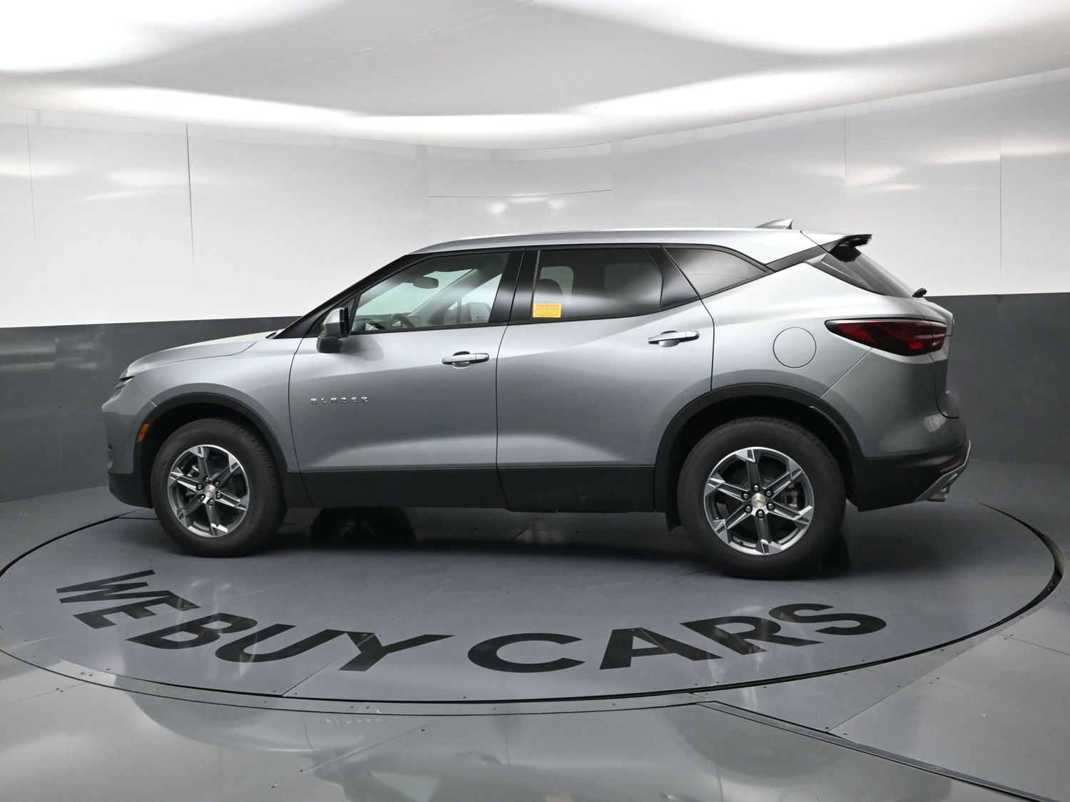 Used 2026 Chevrolet Blazer LT FWD image 6