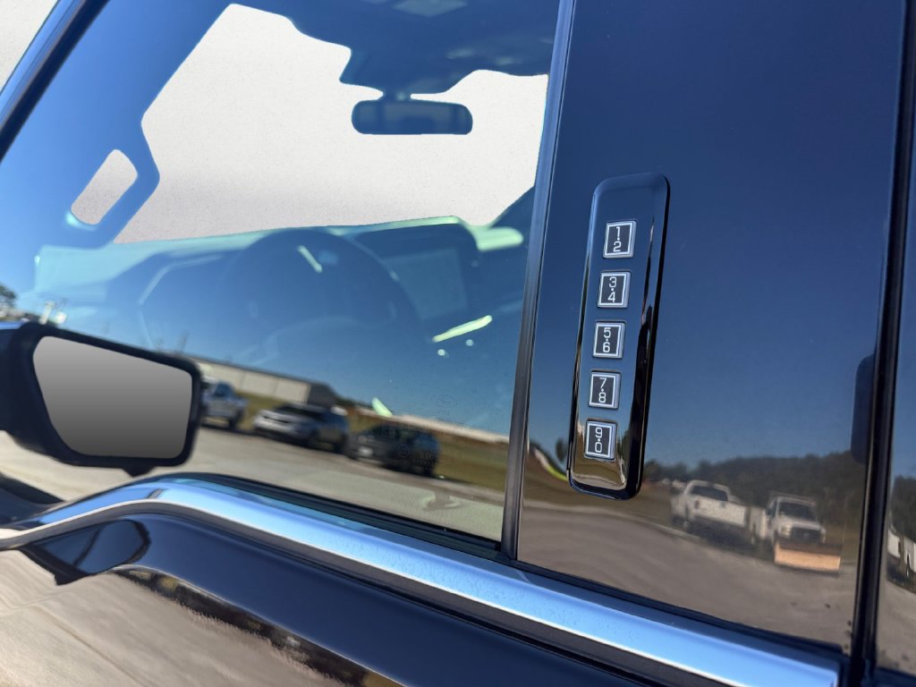 Used 2021 Ford F150 King Ranch w/ Equipment Group 601A High AWD/4WD image 18